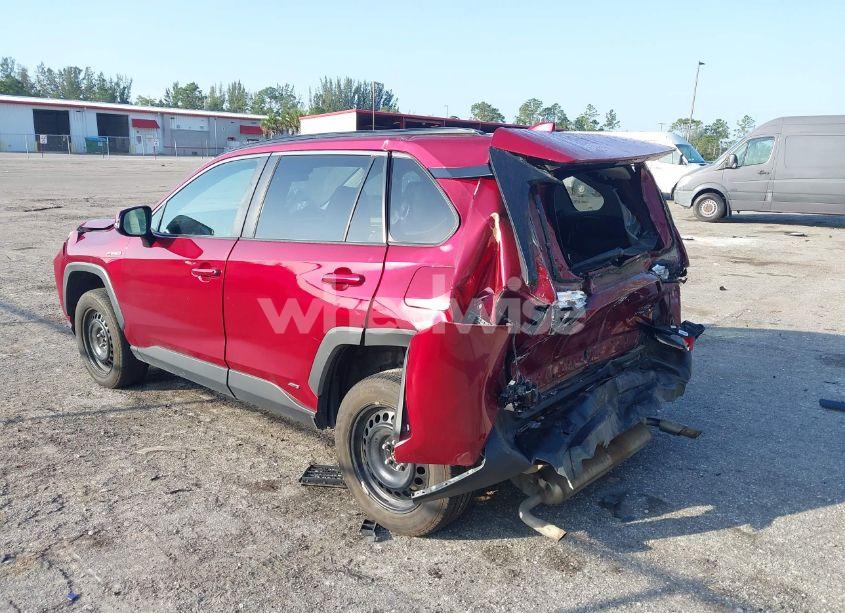 Photo 3 of 2020 Toyota Rav4 HYBRID XLE (VIN 2T3RWRFV1LW073648)