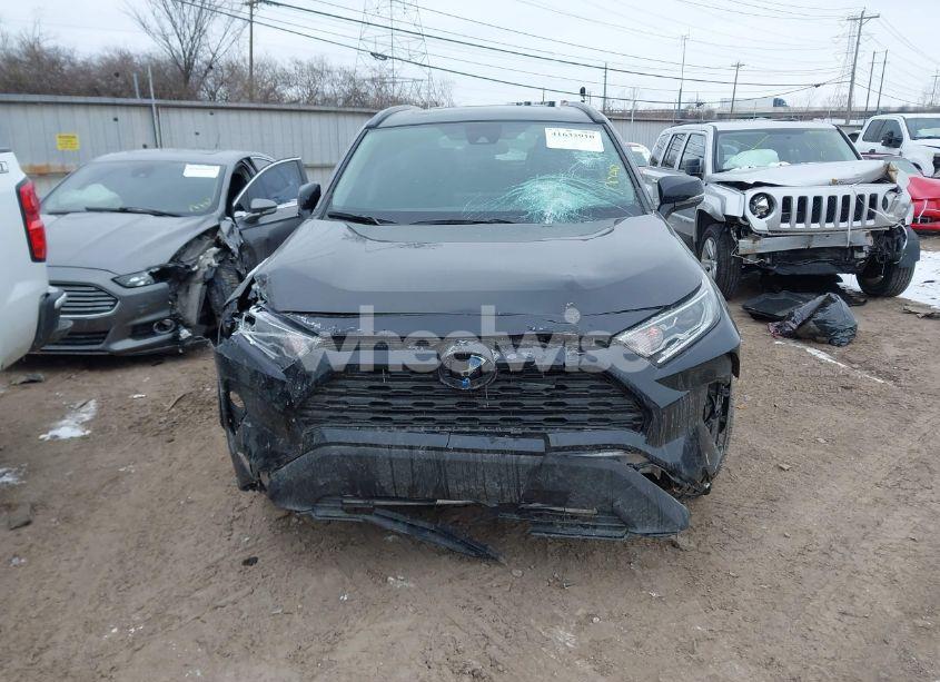 Photo 13 of 2021 Toyota Rav4 HYBRID XLE (VIN 2T3RWRFV1MW114474)