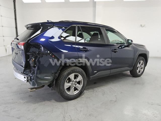 Photo 7 of 2024 TOYOTA RAV4 XLE (VIN 2T3RWRFV1RW217613)
