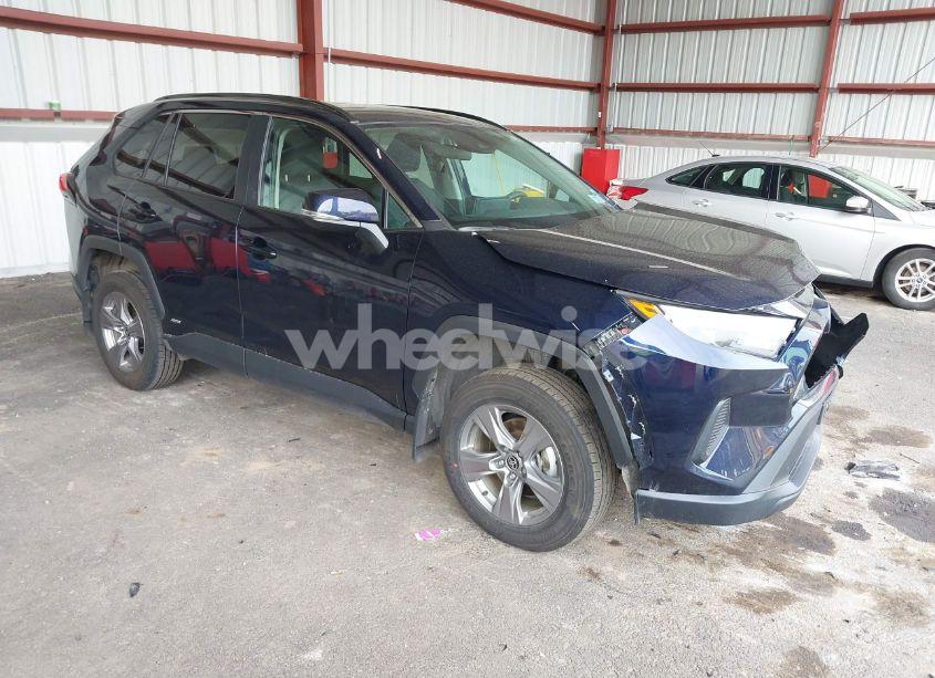 2024 Toyota Rav4 HYBRID XLE (VIN 2T3RWRFV1RW248876) main photo