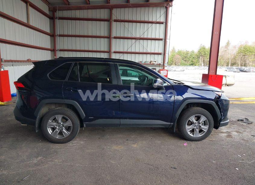 Photo 13 of 2024 Toyota Rav4 HYBRID XLE (VIN 2T3RWRFV1RW248876)