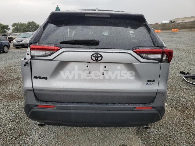Photo 4 of 2025 TOYOTA RAV4 XLE (VIN 2T3RWRFV1SW257048)