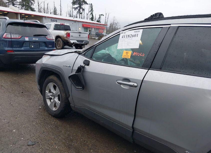 Photo 15 of 2019 Toyota Rav4 HYBRID XLE (VIN 2T3RWRFV2KW045081)