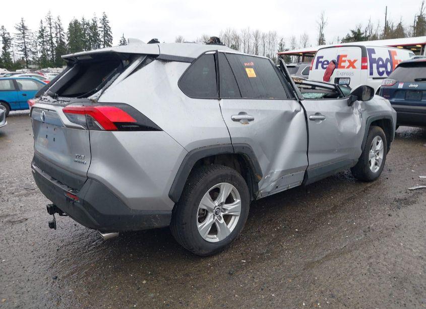 Photo 4 of 2019 Toyota Rav4 HYBRID XLE (VIN 2T3RWRFV2KW045081)