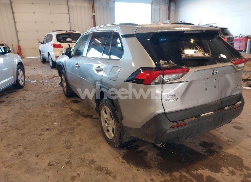 Photo 2 of 2020 Toyota Rav4 HYBRID XLE (VIN 2T3RWRFV2LW050105)
