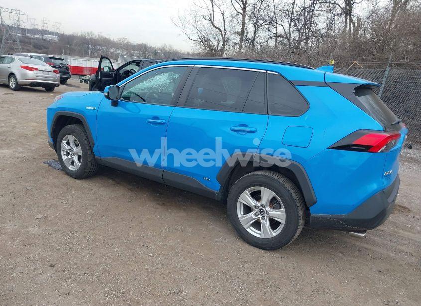 Photo 3 of 2020 Toyota Rav4 HYBRID XLE (VIN 2T3RWRFV2LW077305)