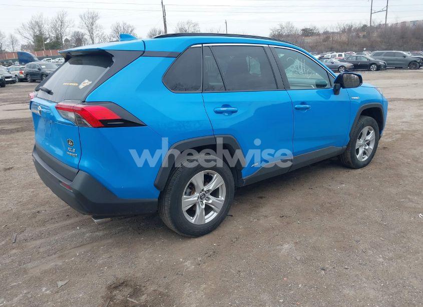 Photo 4 of 2020 Toyota Rav4 HYBRID XLE (VIN 2T3RWRFV2LW077305)