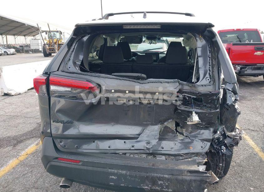 Photo 16 of 2021 Toyota Rav4 HYBRID XLE (VIN 2T3RWRFV2MW108442)