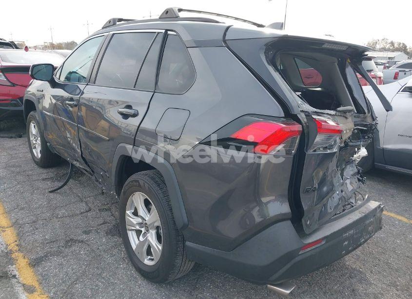 Photo 3 of 2021 Toyota Rav4 HYBRID XLE (VIN 2T3RWRFV2MW108442)