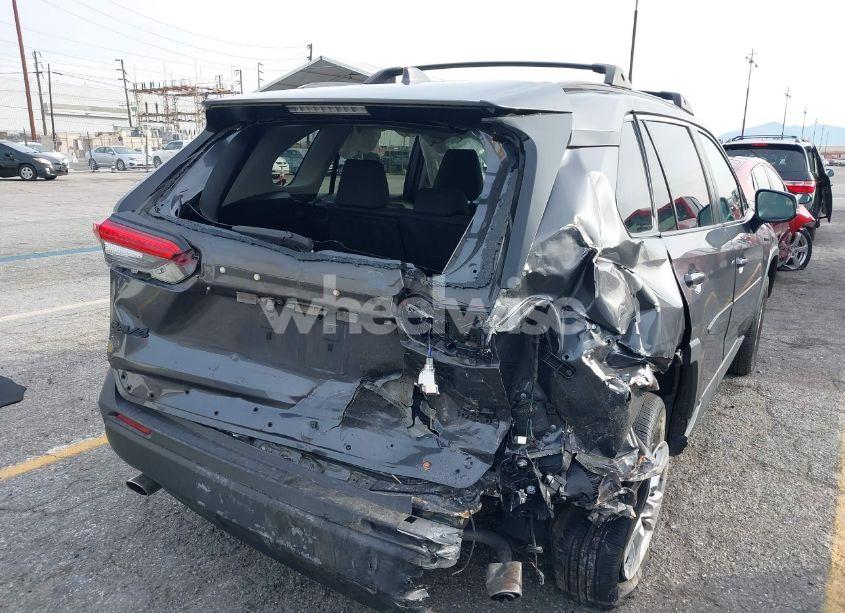 Photo 6 of 2021 Toyota Rav4 HYBRID XLE (VIN 2T3RWRFV2MW108442)