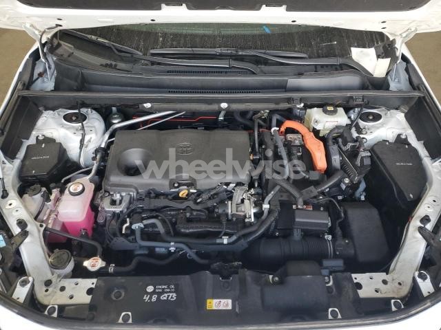 Photo 10 of 2021 TOYOTA RAV4 XLE (VIN 2T3RWRFV2MW112779)