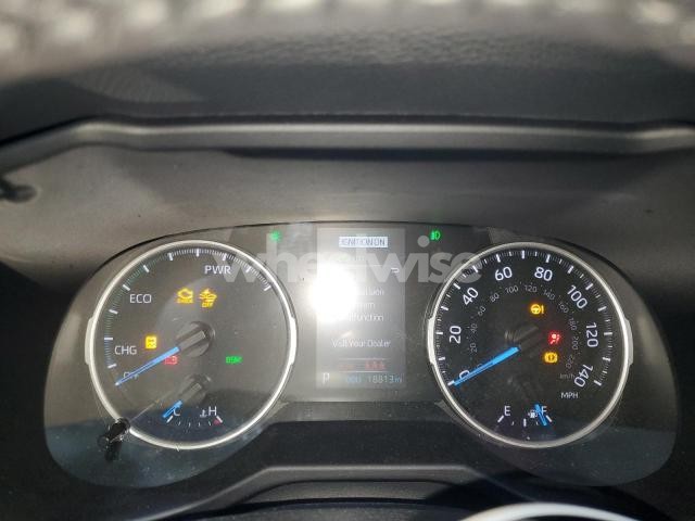 Photo 8 of 2021 TOYOTA RAV4 XLE (VIN 2T3RWRFV2MW112779)