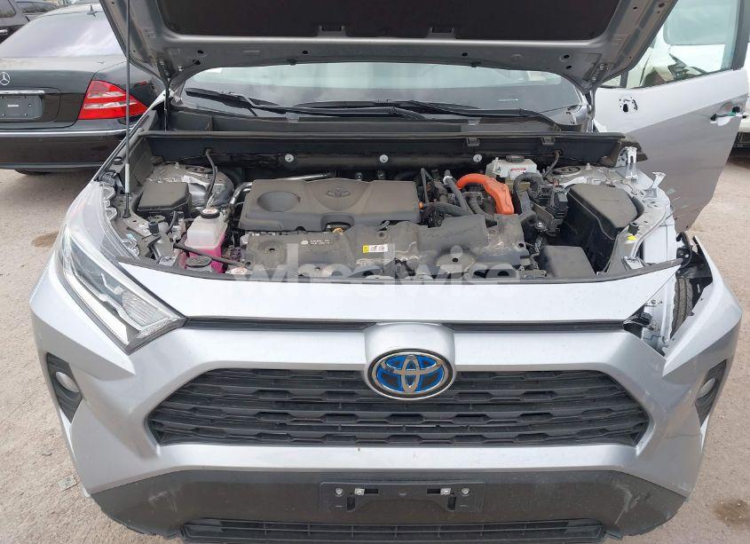 Photo 10 of 2021 Toyota Rav4 HYBRID XLE (VIN 2T3RWRFV2MW115102)