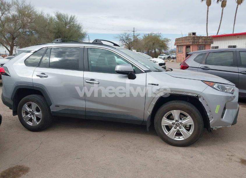 Photo 14 of 2021 Toyota Rav4 HYBRID XLE (VIN 2T3RWRFV2MW115102)