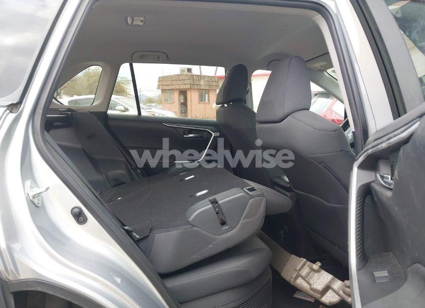 Photo 8 of 2021 Toyota Rav4 HYBRID XLE (VIN 2T3RWRFV2MW115102)