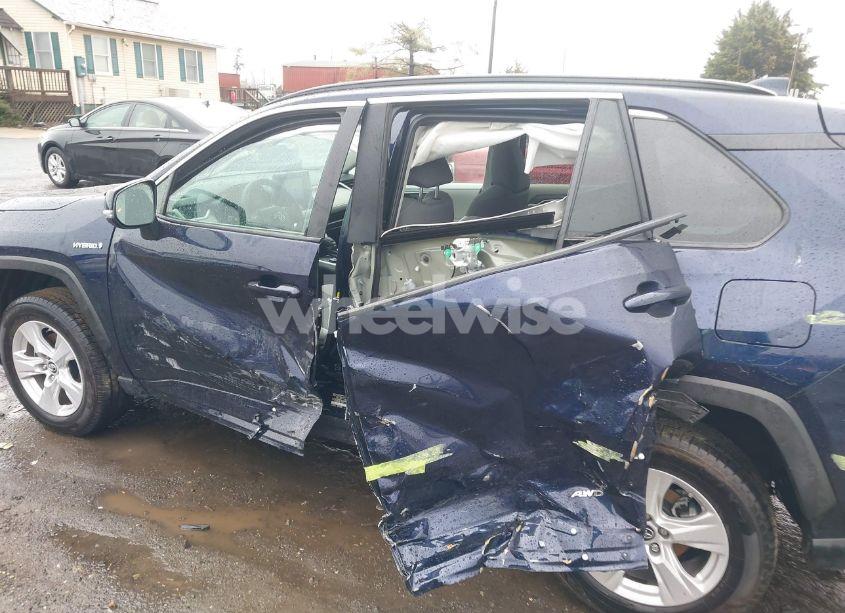 Photo 6 of 2019 Toyota Rav4 HYBRID XLE (VIN 2T3RWRFV3KW040410)