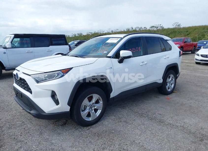 Photo 2 of 2020 Toyota Rav4 HYBRID XLE (VIN 2T3RWRFV3LW064563)