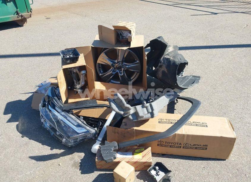 Photo 12 of 2024 Toyota Rav4 HYBRID XLE (VIN 2T3RWRFV3RW197297)