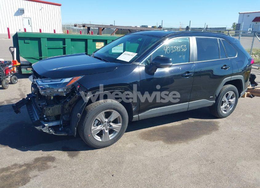 Photo 2 of 2024 Toyota Rav4 HYBRID XLE (VIN 2T3RWRFV3RW197297)