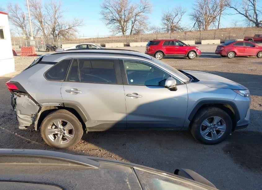 Photo 14 of 2024 Toyota Rav4 HYBRID XLE (VIN 2T3RWRFV3RW200862)