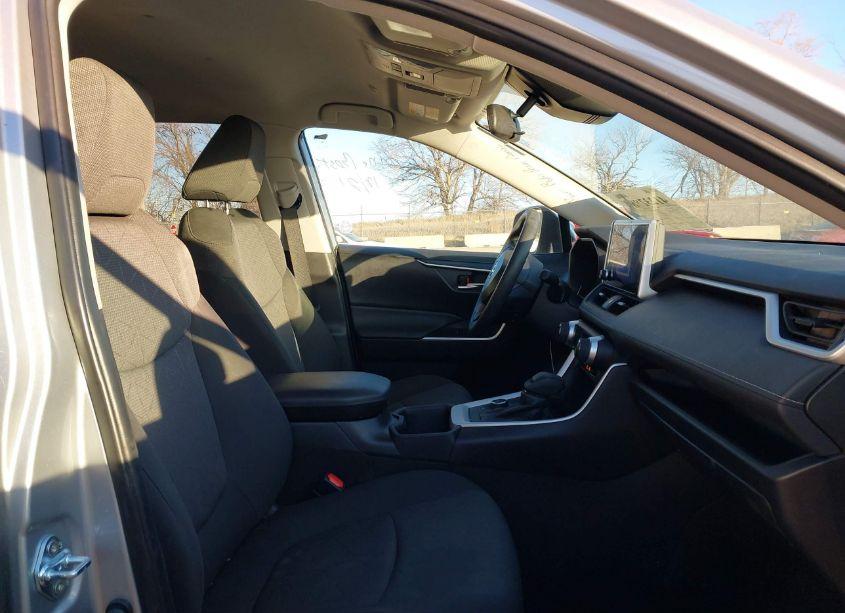 Photo 5 of 2024 Toyota Rav4 HYBRID XLE (VIN 2T3RWRFV3RW200862)