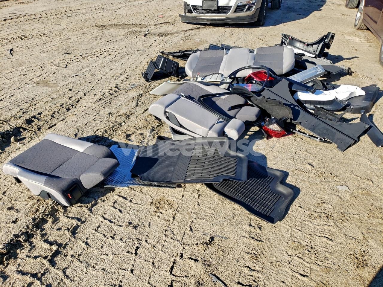 Photo 13 of 2025 TOYOTA RAV4 XLE (VIN 2T3RWRFV3SW278287)