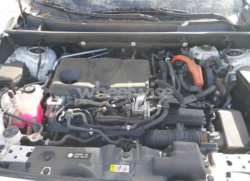 Photo 10 of 2020 Toyota Rav4 HYBRID XLE (VIN 2T3RWRFV4LW064880)