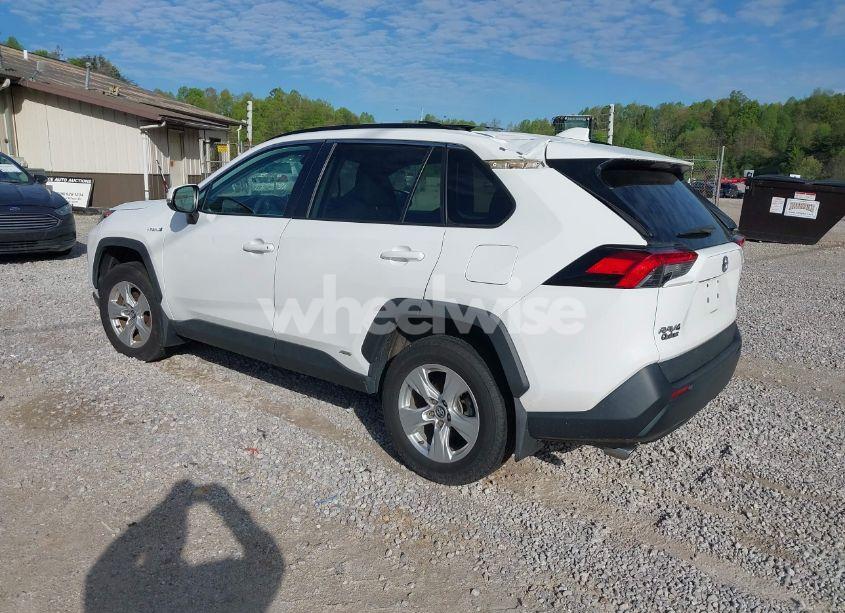 Photo 3 of 2020 Toyota Rav4 HYBRID XLE (VIN 2T3RWRFV4LW064880)