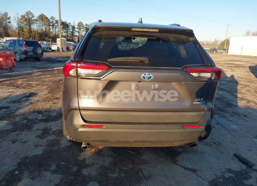 Photo 16 of 2020 Toyota Rav4 HYBRID XLE (VIN 2T3RWRFV4LW077855)