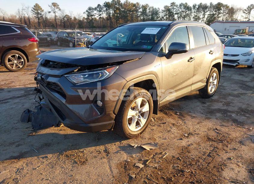 Photo 2 of 2020 Toyota Rav4 HYBRID XLE (VIN 2T3RWRFV4LW077855)