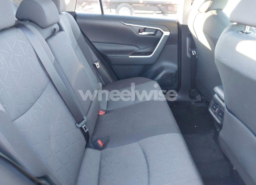 Photo 8 of 2020 Toyota Rav4 HYBRID XLE (VIN 2T3RWRFV4LW077855)