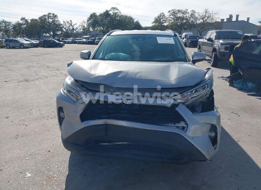 Photo 12 of 2020 Toyota Rav4 HYBRID XLE (VIN 2T3RWRFV4LW096437)