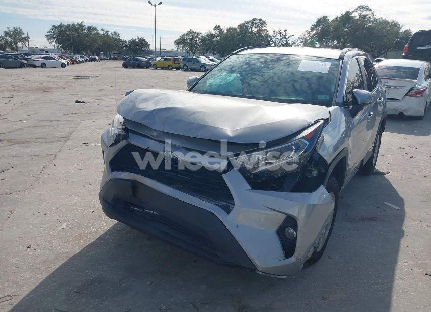 Photo 6 of 2020 Toyota Rav4 HYBRID XLE (VIN 2T3RWRFV4LW096437)