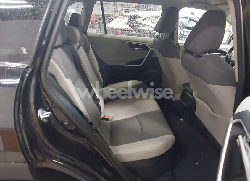 Photo 8 of 2021 Toyota Rav4 HYBRID XLE (VIN 2T3RWRFV4MW113982)