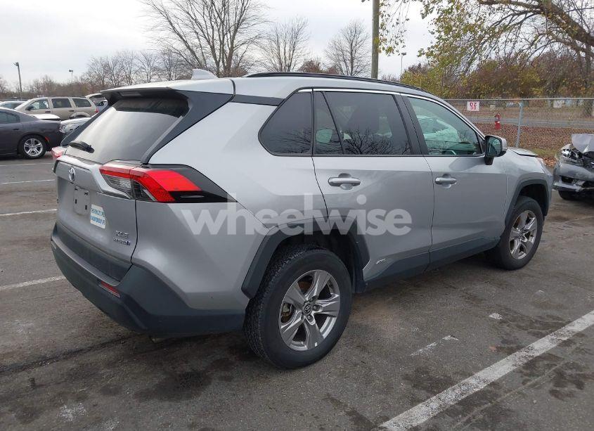 Photo 4 of 2023 Toyota Rav4 HYBRID XLE (VIN 2T3RWRFV4PW178867)