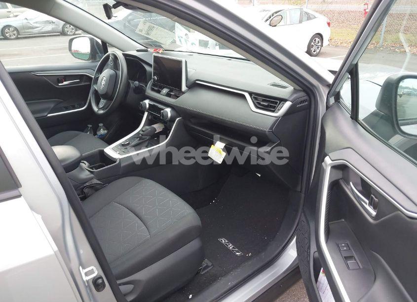 Photo 5 of 2023 Toyota Rav4 HYBRID XLE (VIN 2T3RWRFV4PW178867)