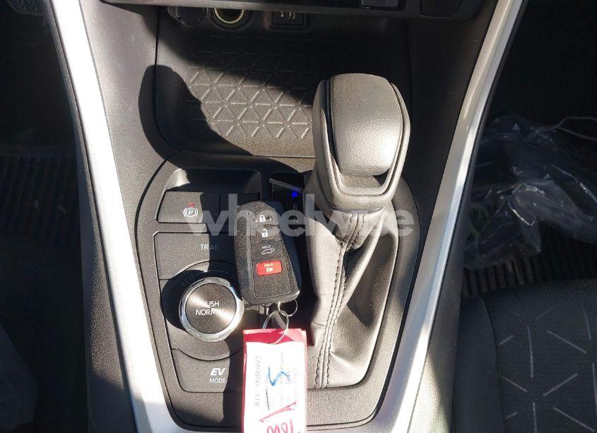 Photo 11 of 2024 Toyota Rav4 HYBRID XLE (VIN 2T3RWRFV4RW203706)