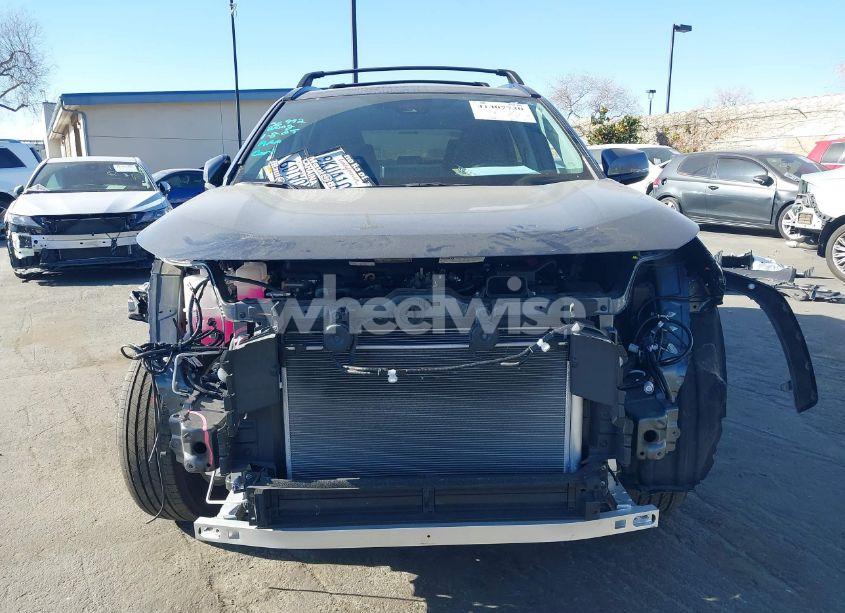 Photo 12 of 2024 Toyota Rav4 HYBRID XLE (VIN 2T3RWRFV4RW203706)