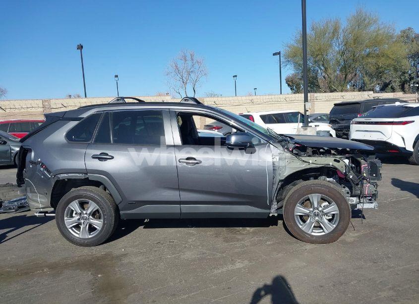 Photo 13 of 2024 Toyota Rav4 HYBRID XLE (VIN 2T3RWRFV4RW203706)