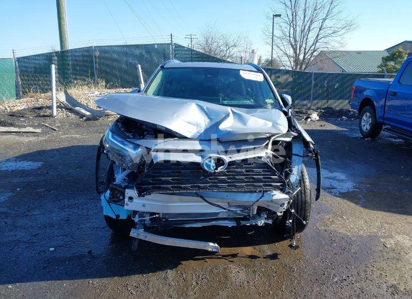 Photo 12 of 2024 Toyota Rav4 HYBRID XLE (VIN 2T3RWRFV4RW238732)