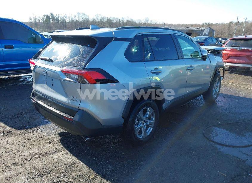 Photo 4 of 2024 Toyota Rav4 HYBRID XLE (VIN 2T3RWRFV4RW238732)