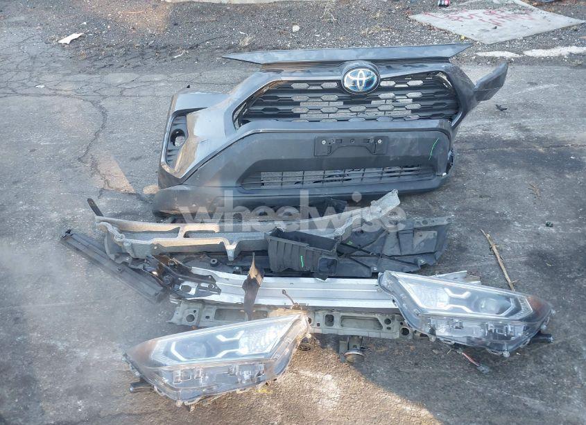 Photo 12 of 2019 Toyota Rav4 HYBRID XLE (VIN 2T3RWRFV5KW014021)