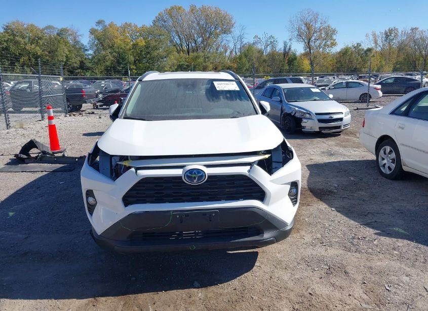 Photo 12 of 2020 Toyota Rav4 HYBRID XLE (VIN 2T3RWRFV5LW060997)
