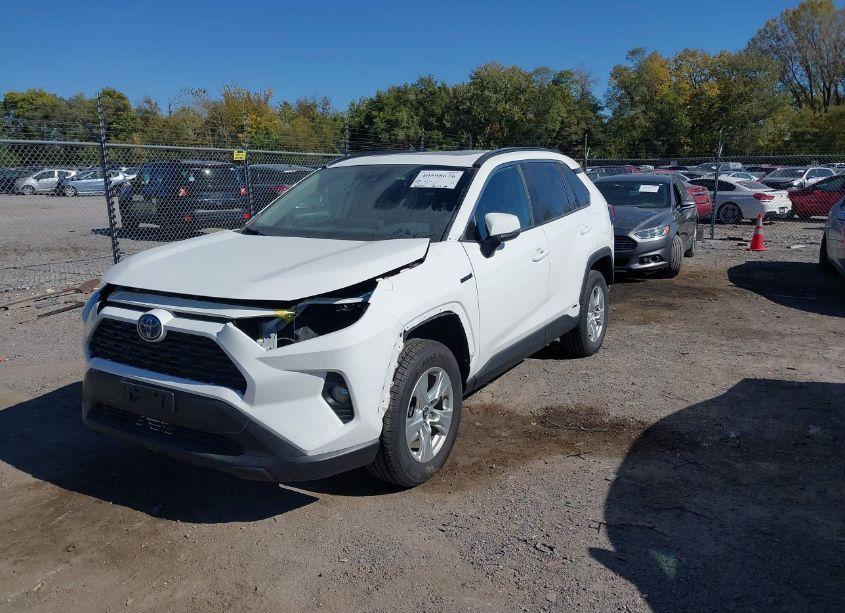 Photo 2 of 2020 Toyota Rav4 HYBRID XLE (VIN 2T3RWRFV5LW060997)