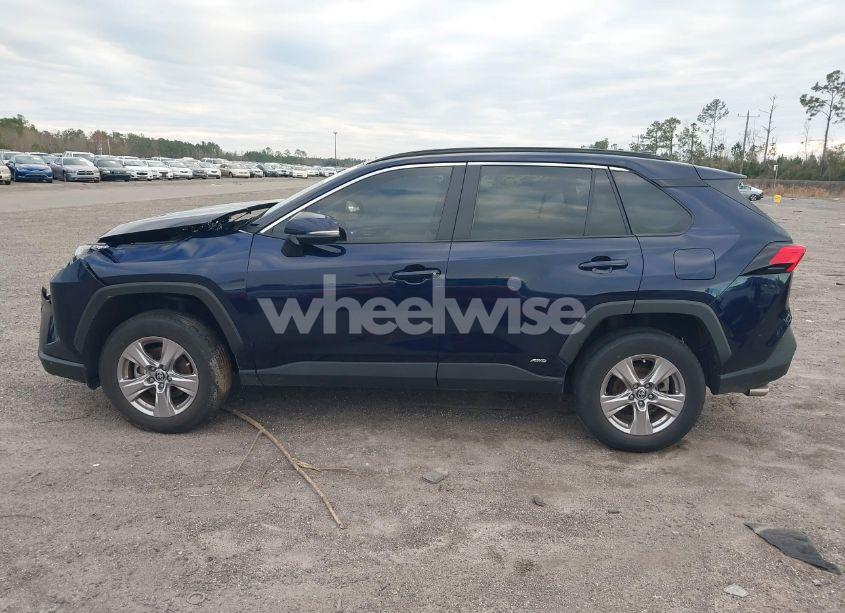 Photo 14 of 2022 Toyota Rav4 HYBRID XLE (VIN 2T3RWRFV5NW131912)