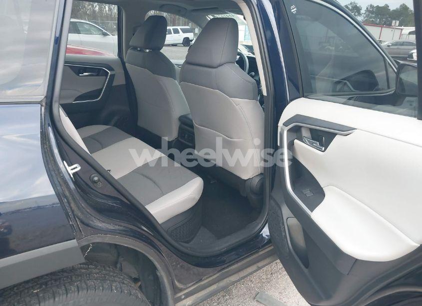 Photo 8 of 2022 Toyota Rav4 HYBRID XLE (VIN 2T3RWRFV5NW131912)