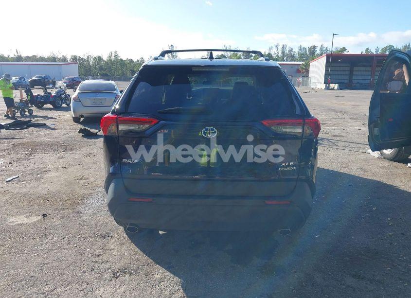 Photo 16 of 2022 Toyota Rav4 HYBRID XLE (VIN 2T3RWRFV5NW133076)