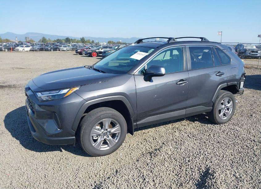 Photo 2 of 2024 Toyota Rav4 HYBRID XLE (VIN 2T3RWRFV5RW219378)