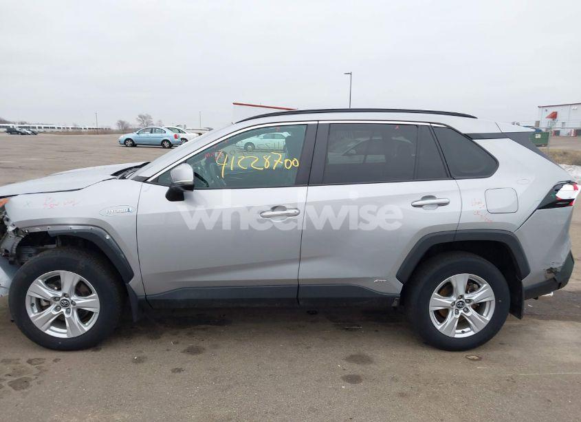 Photo 14 of 2020 Toyota Rav4 HYBRID XLE (VIN 2T3RWRFV6LW093409)