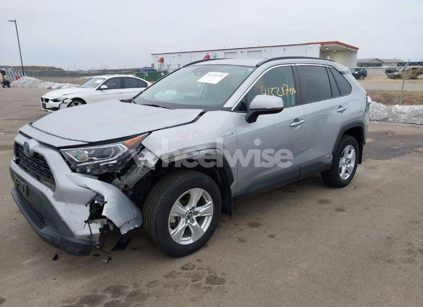 Photo 2 of 2020 Toyota Rav4 HYBRID XLE (VIN 2T3RWRFV6LW093409)